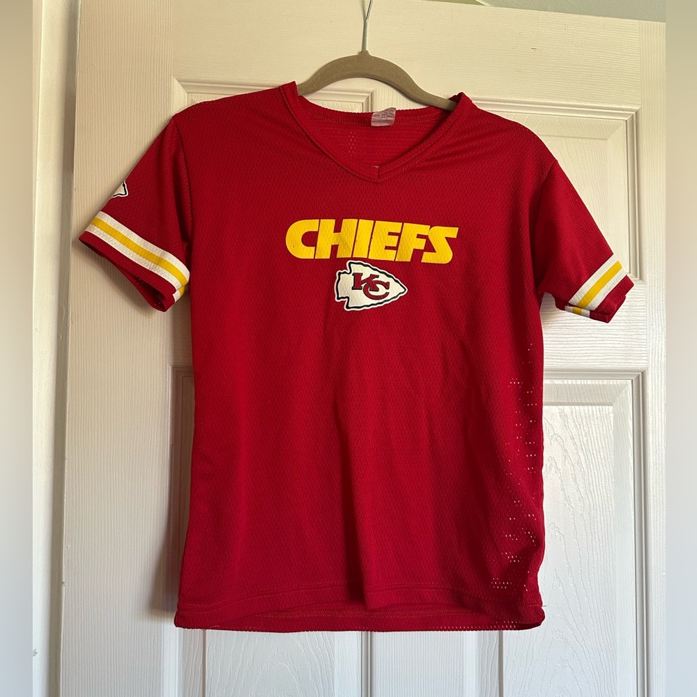 Medium Vintage T-shirt Kansas City Chiefs Mesh V-Neck Jersey Logo Sleeves